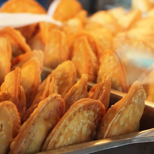 Pastelitos de Res, Pollo o Queso